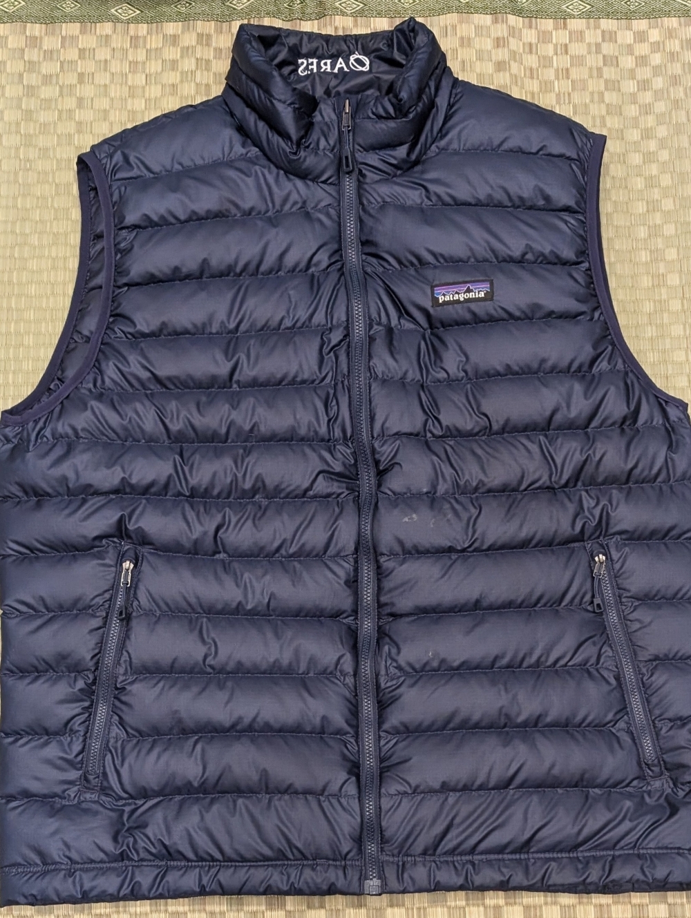 Patagonia Down Sweater Vest Navy Blue Men's Size Large *Embroidered